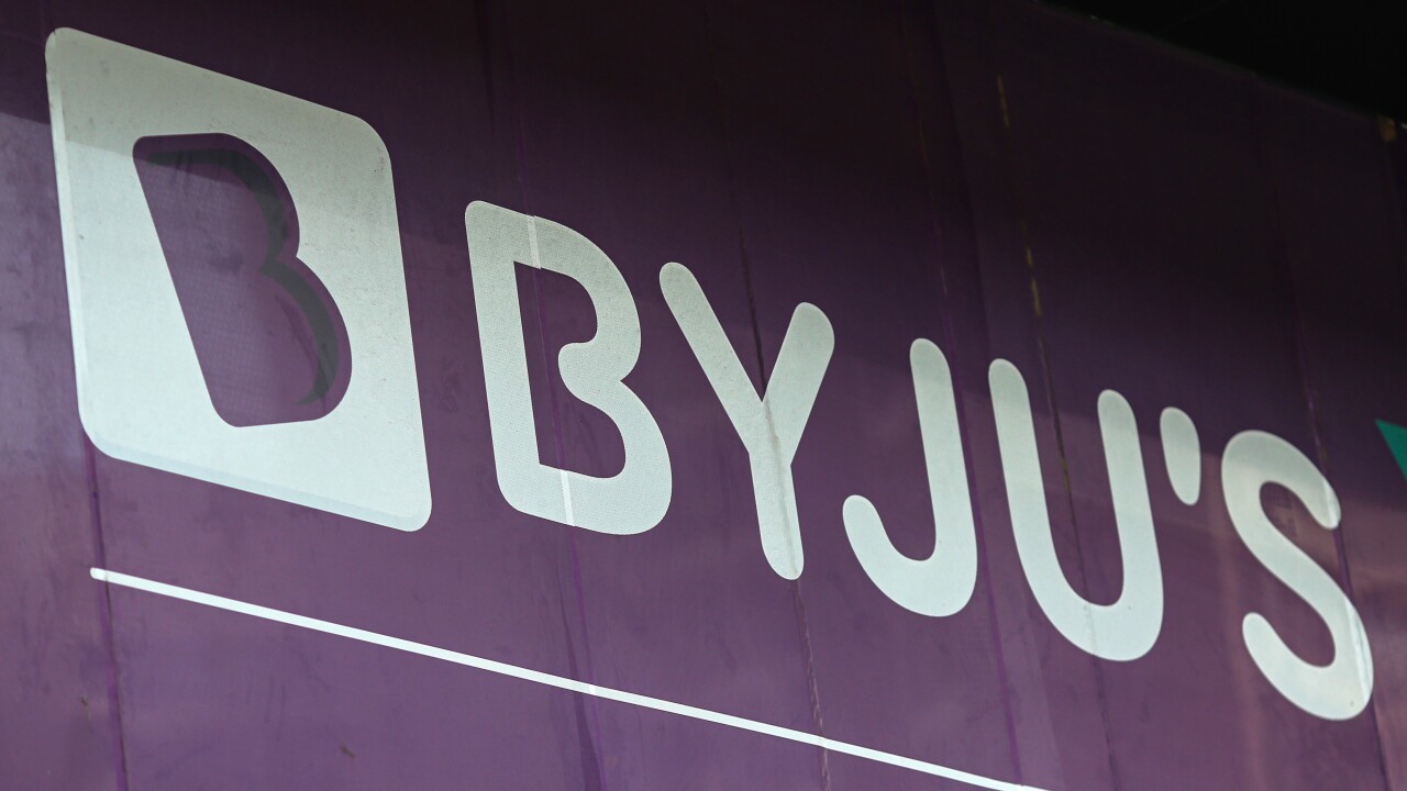 byjus-sign.jpg