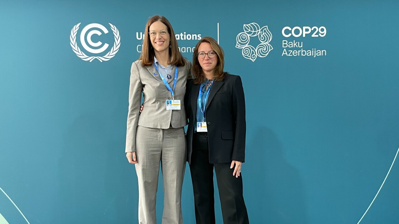 GRI interim CEO Cristina Gil White (left) and CDP CEO Sherry Madera